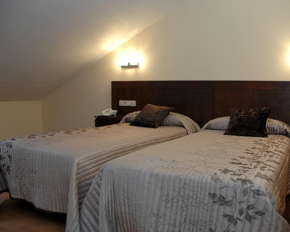 Hotel Hc Sigueenza Экстерьер фото