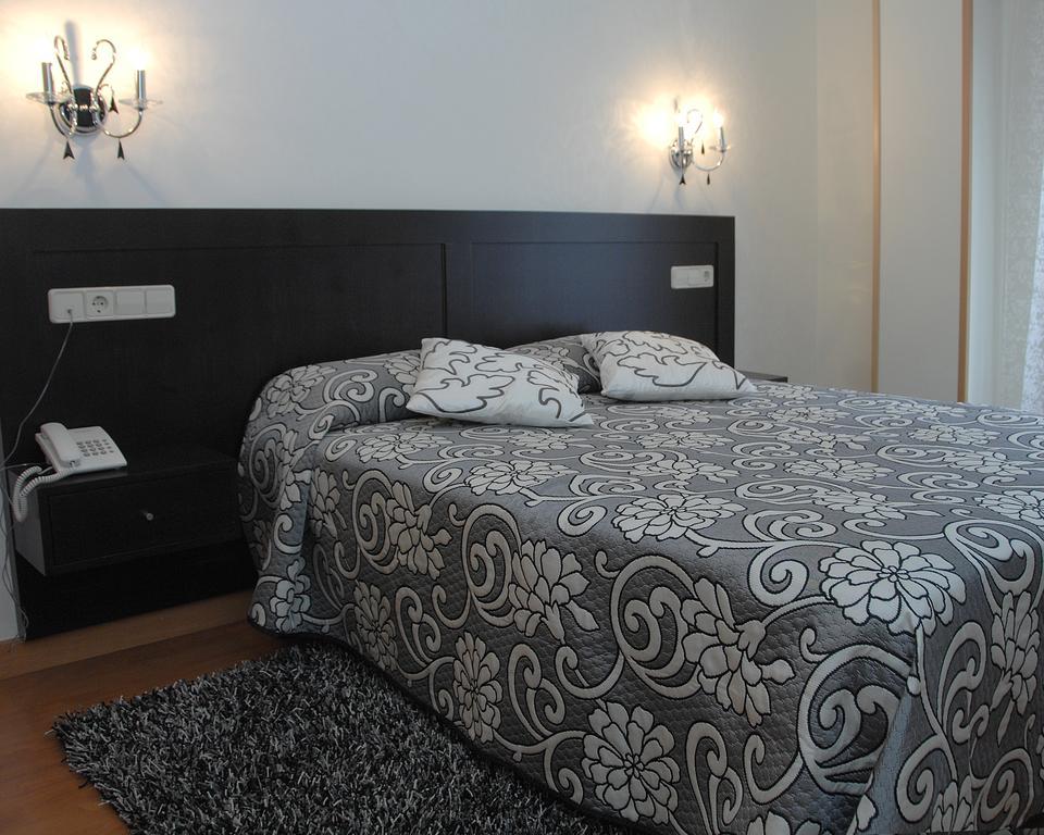 Hotel Hc Sigueenza Экстерьер фото