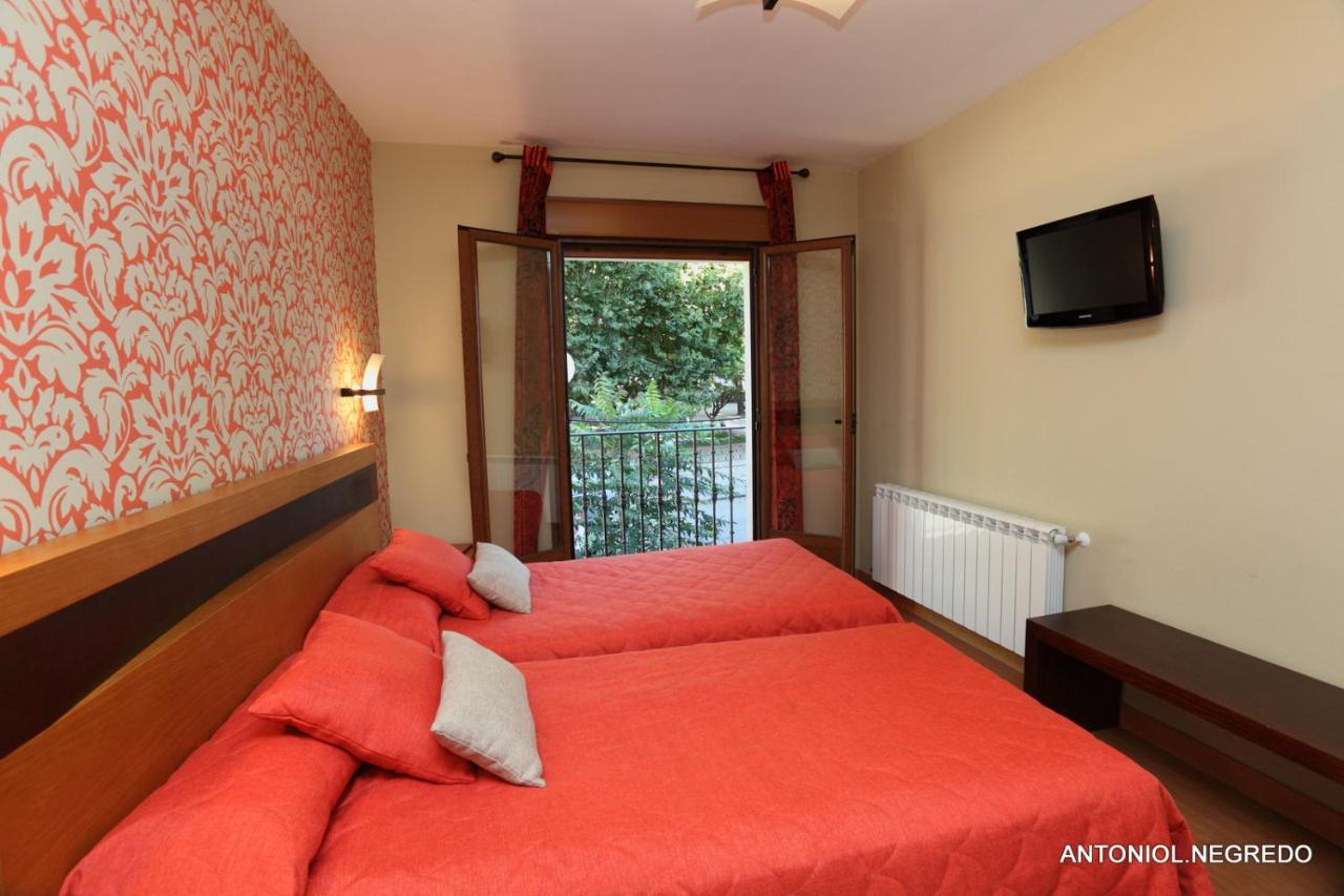 Hotel Hc Sigueenza Экстерьер фото